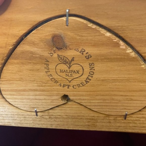 Vintage Wooden Heart Fabric Sewing Basket - Picture 10 of 15